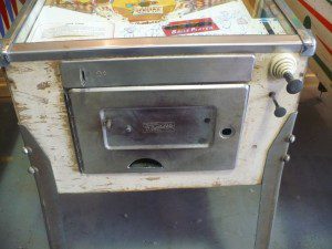 gottlieb-slick-chick-cabinet-front